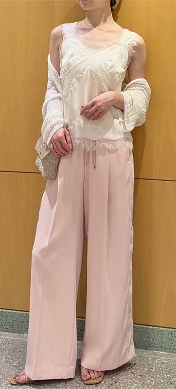フェミニンファッション